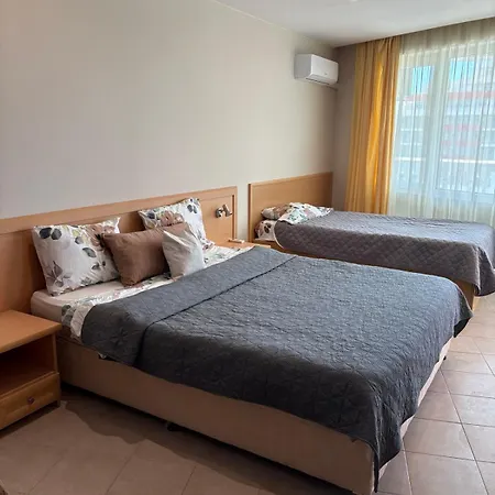 Miramar Palace 615 아파트 *