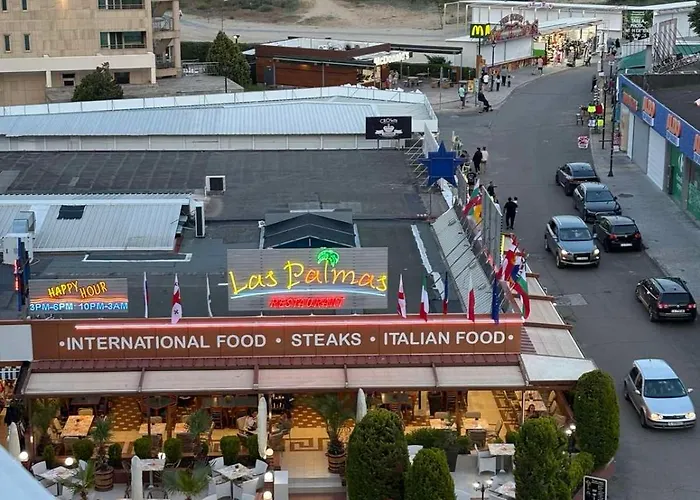 Miramar Palace 615 아파트