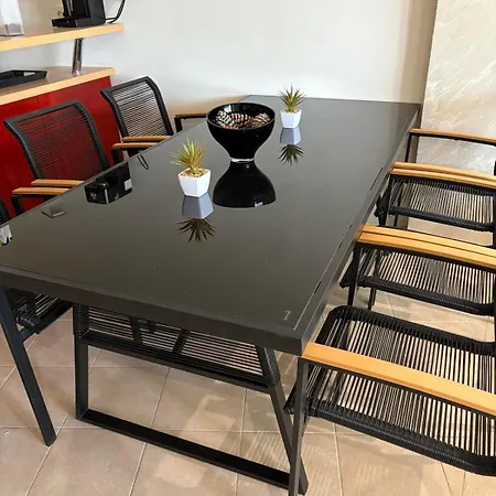 Miramar Palace 615 Apartamento